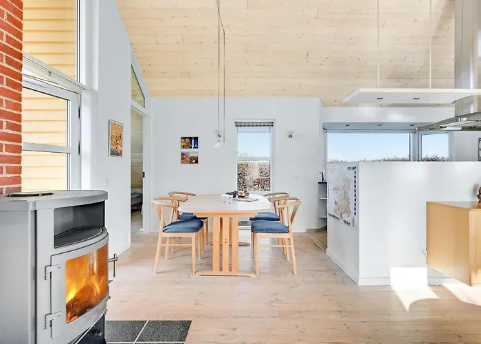 Nyaraló In With Kitchen