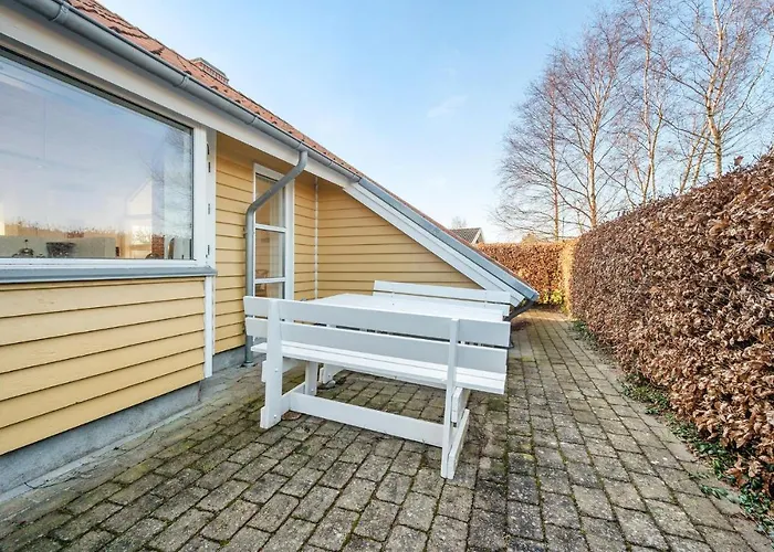 Nyaraló In With Kitchen Otterup